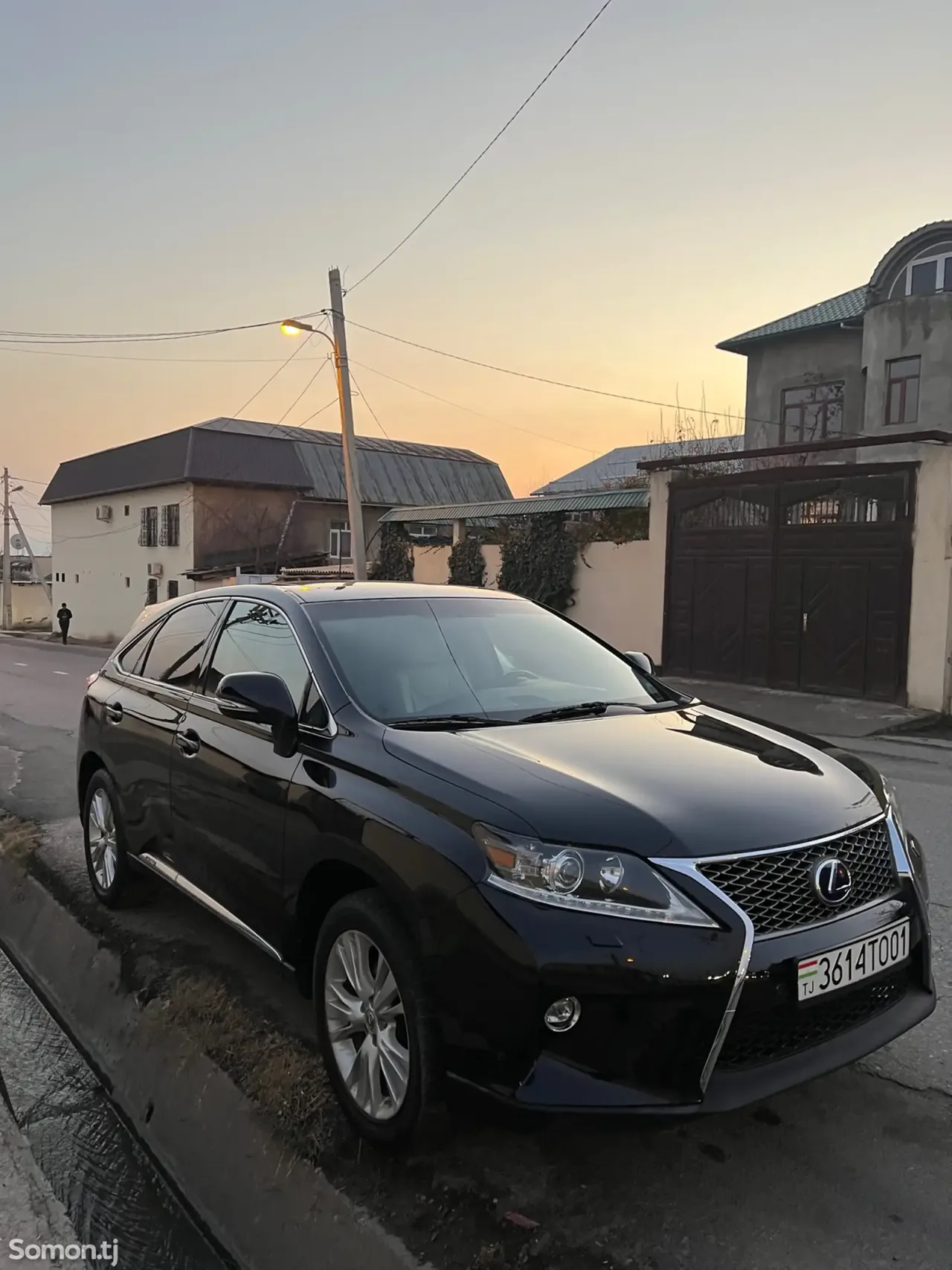 Lexus RX series 2012 · 3.5 AT
