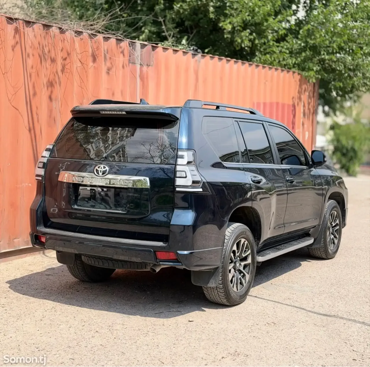Toyota Land Cruiser Prado 2020 · 2.8 AT