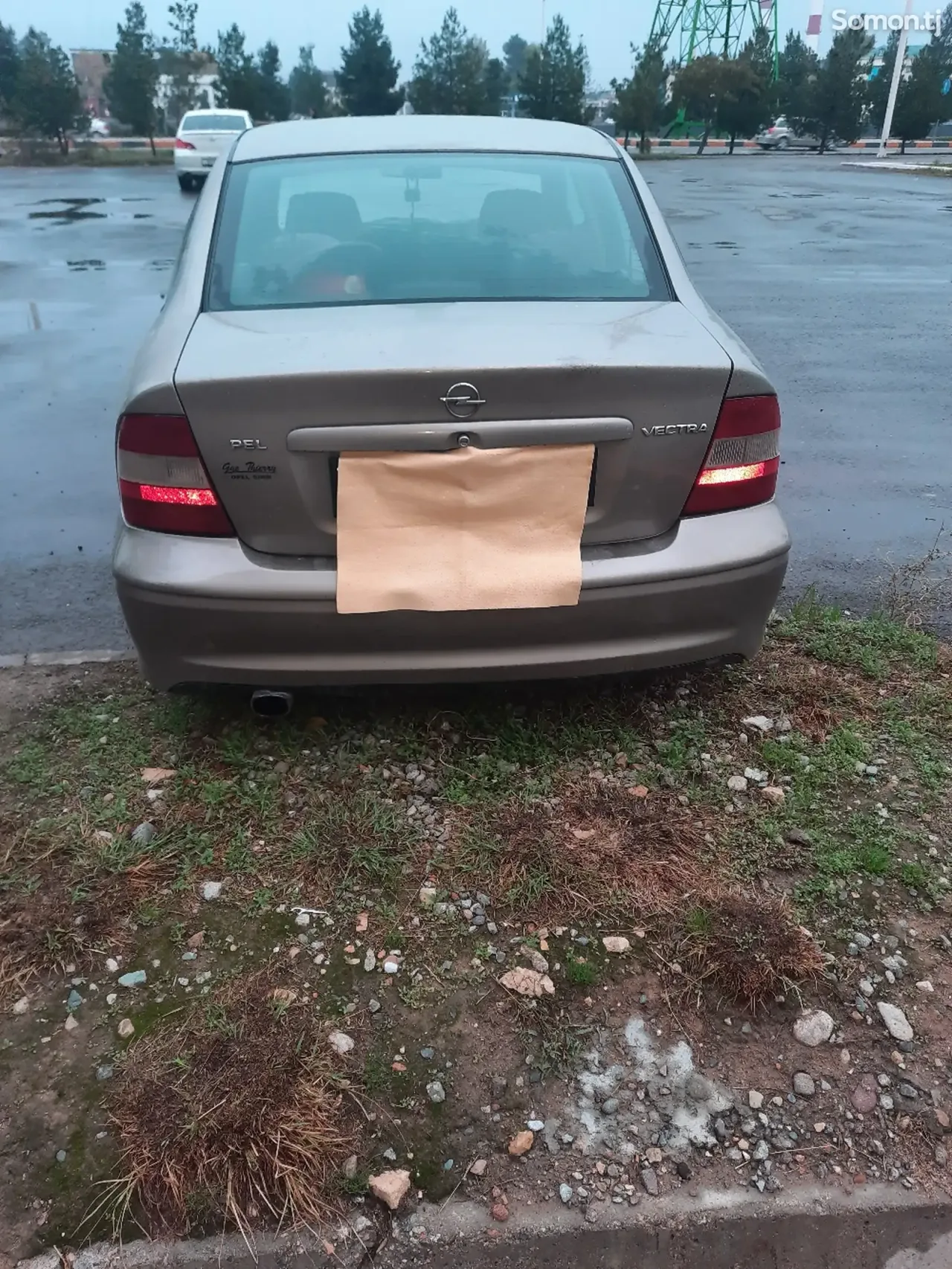 Opel Vectra B 1996 · 2.0 MT