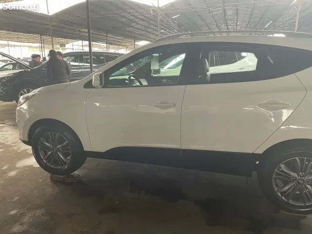 Hyundai Tucson 2014 · 2.4 AT