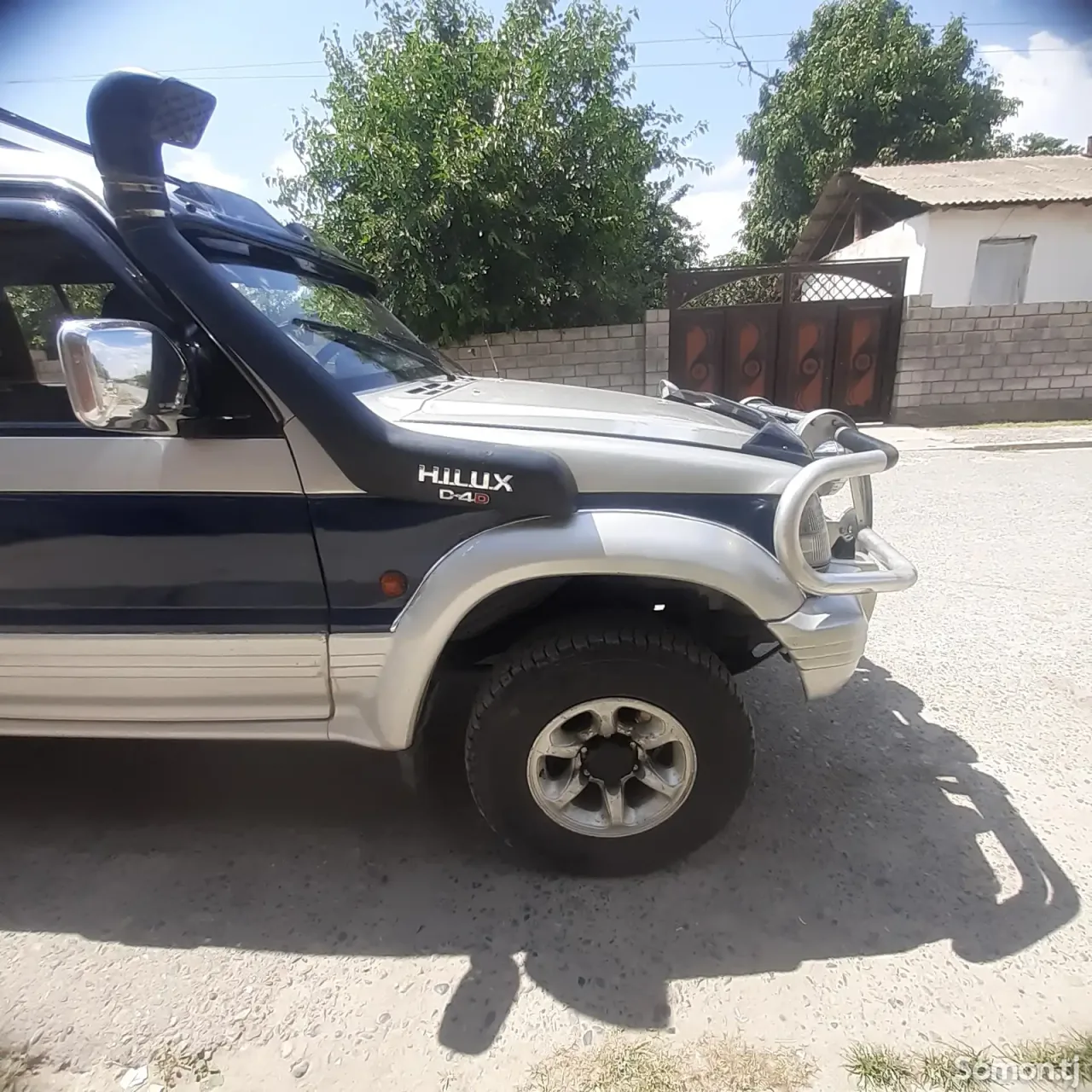 Mitsubishi Pajero 1996 · 2.9 MT