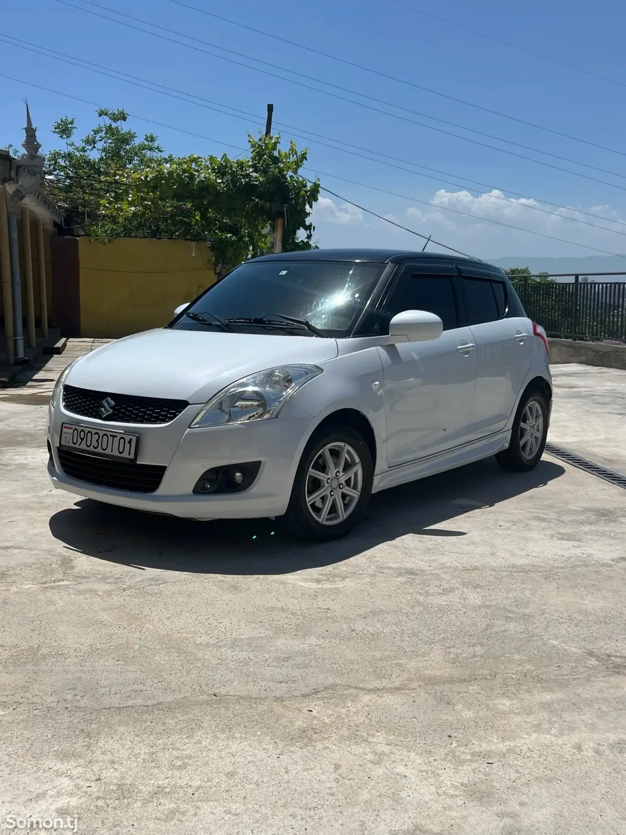 Suzuki Swift 2011 · 1.3 AT