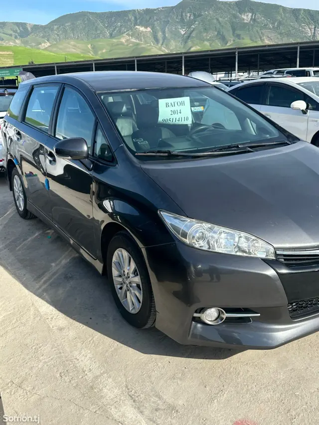 Toyota Wish 2014 · 2.0 AT
