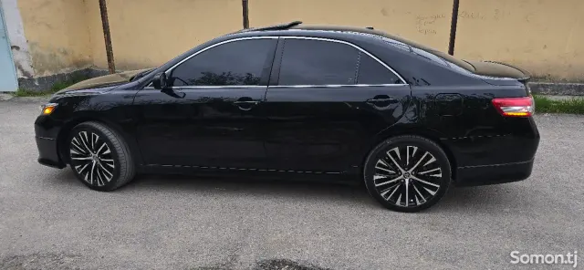Toyota Camry 2011 · 2.5 AT