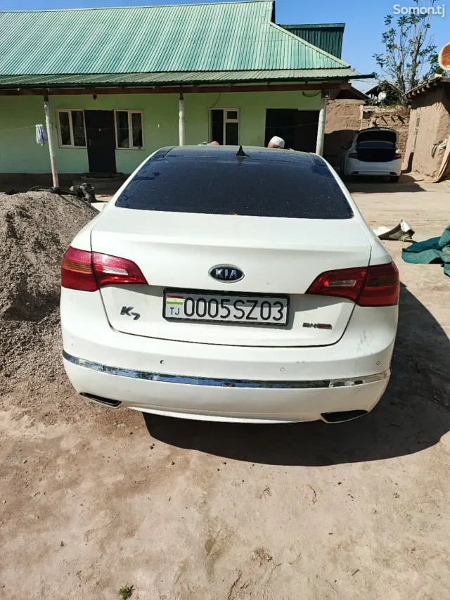 Kia K7 2012 · 2.4 AT