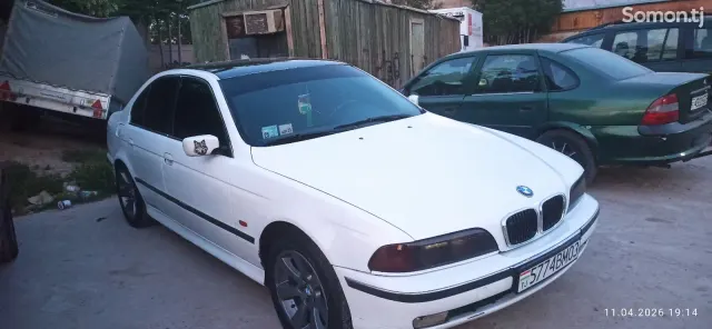 BMW 5 series 1997 · 2.8 MT