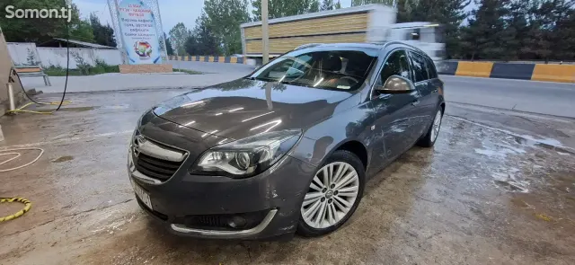 Opel Insignia 2017 · 2.0 AT