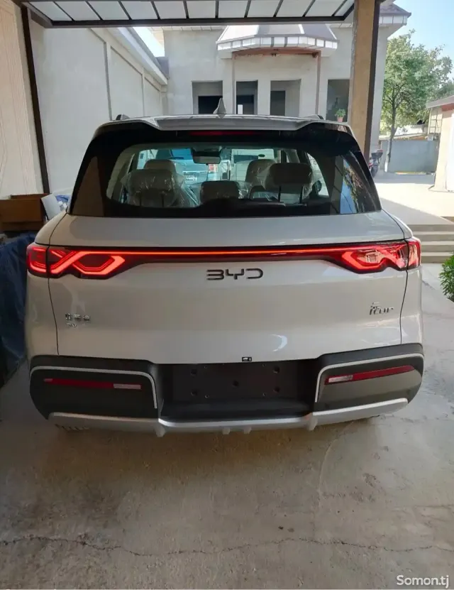 BYD Yuan Up 2025 · 2.5 AMT