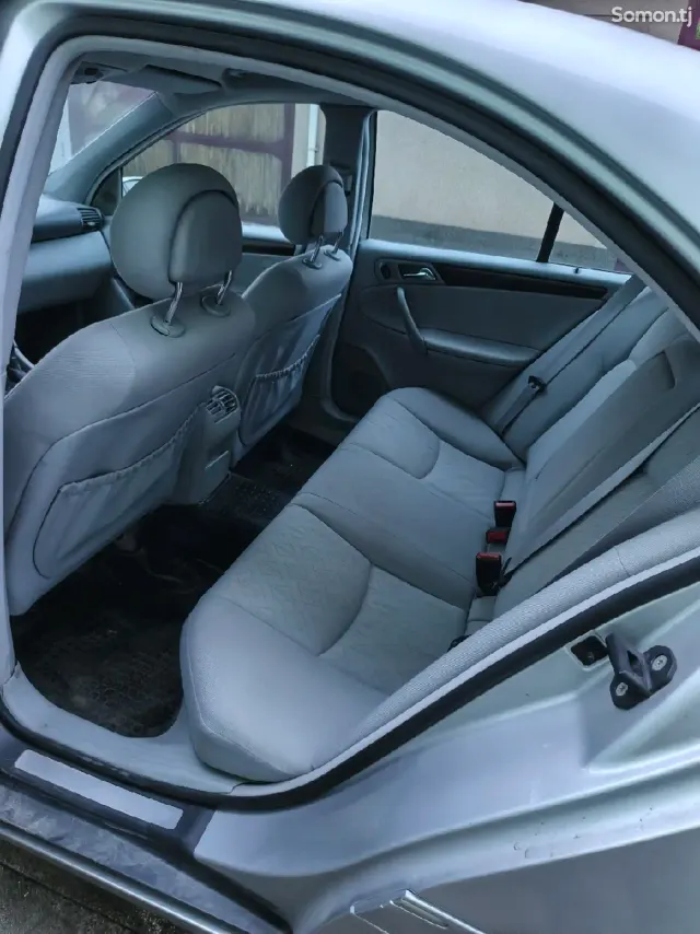 Mercedes-Benz C class 2001 · 2.0 AT