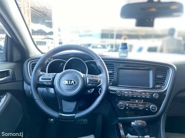 Kia K5 2014 · 2.0 AT