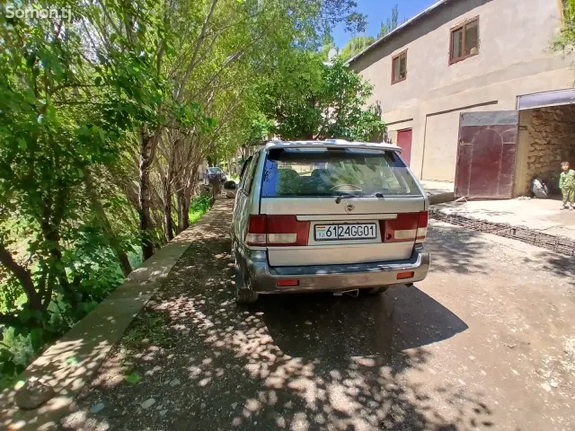 Ssang Yong Musso 2004 · 2.2 MT