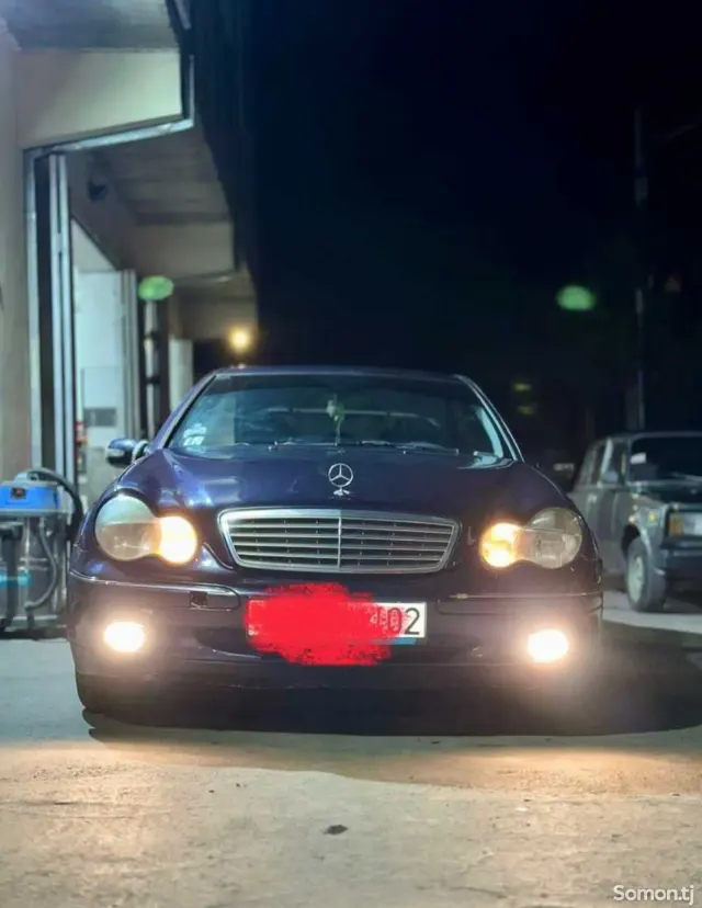 Mercedes-Benz C class 2000 · 2.0 AT