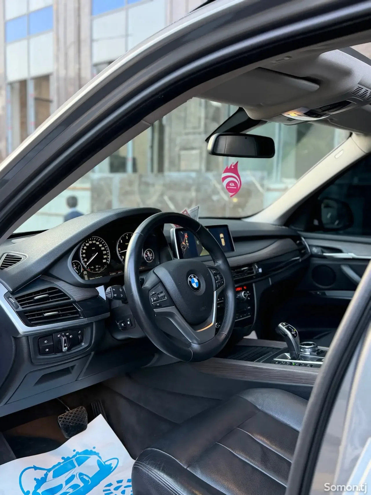 BMW X5 2015 · 3.0 AT
