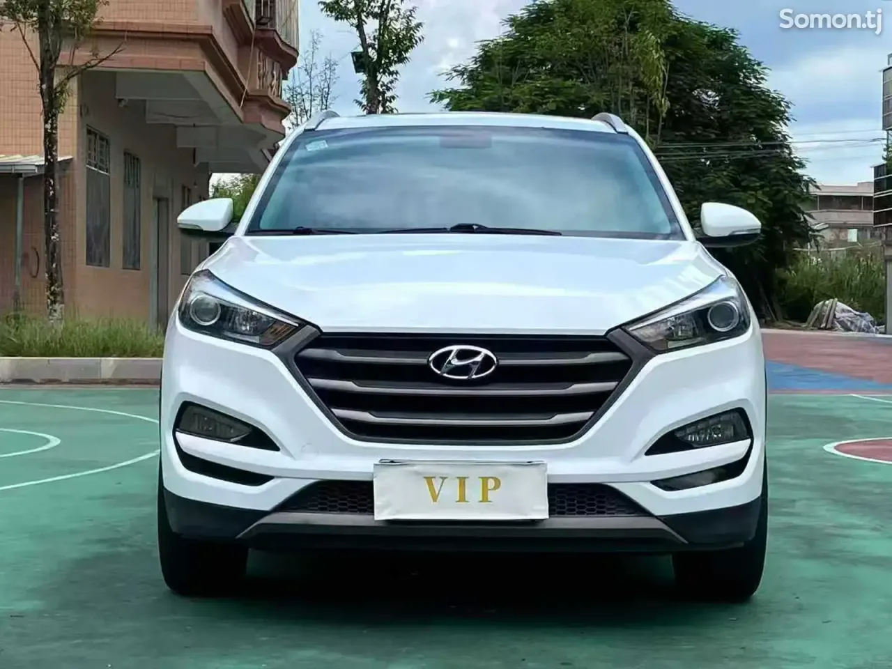 Hyundai Tucson 2015 · 1.6 AT