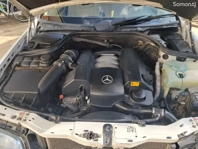 Mercedes-Benz C class 1999 · 2.8 AT
