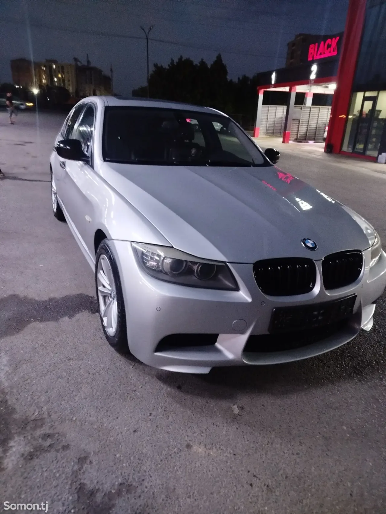 BMW 3 series 2010 · 2.0 AT