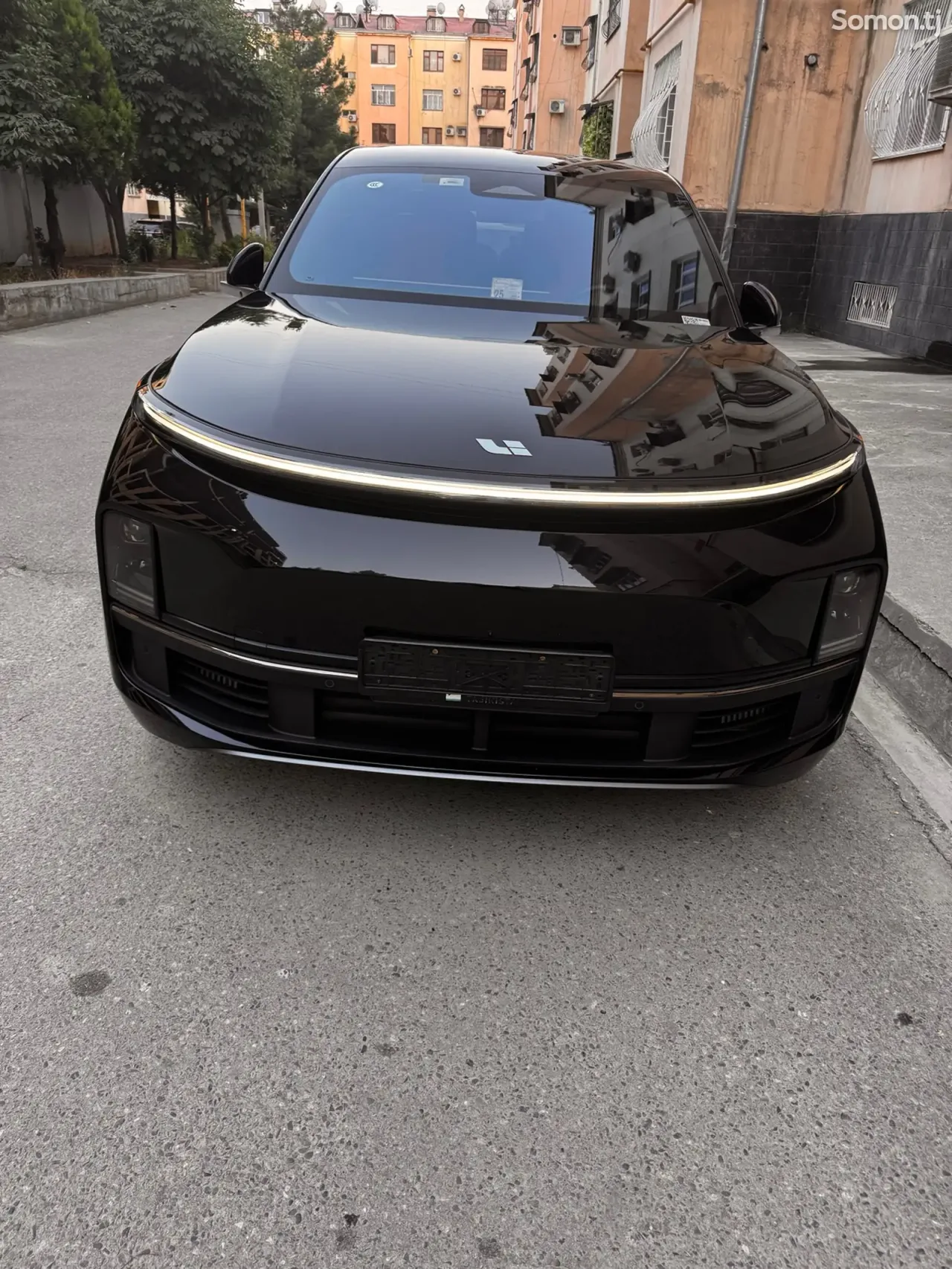 Li Auto (Lixiang) L8 2024 · 2.5 AT