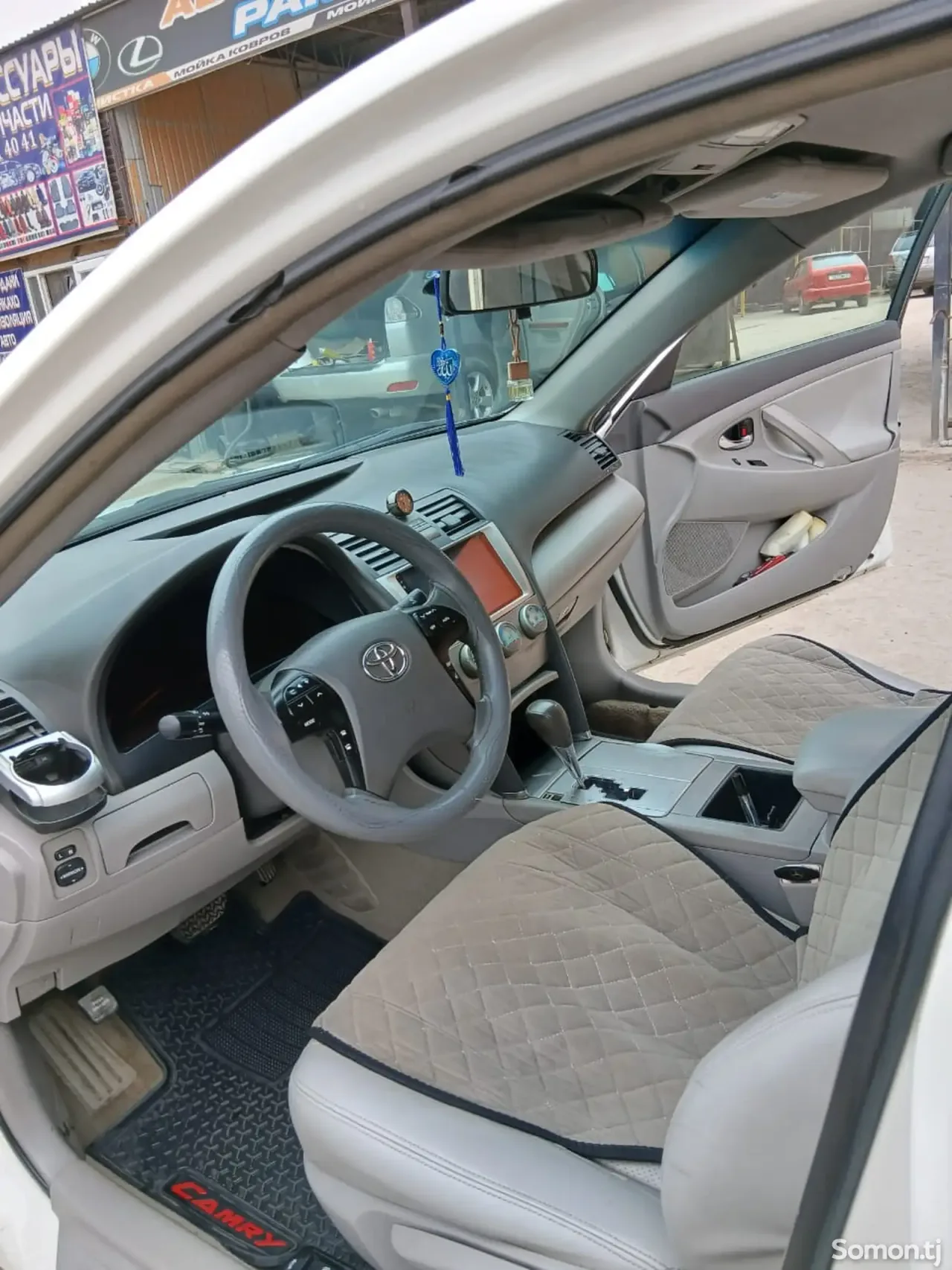Toyota Camry 2008 · 2.4 AT