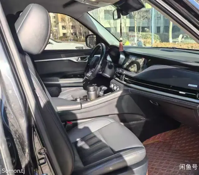 Changan CS95 2019 · 2.0 AT