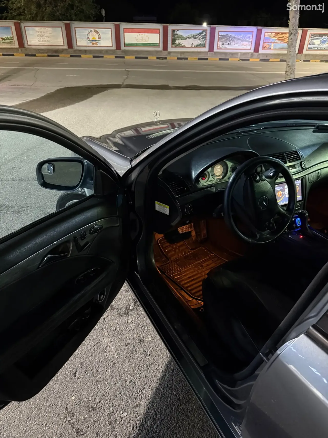 Mercedes-Benz E class 2009 · 3.5 AT