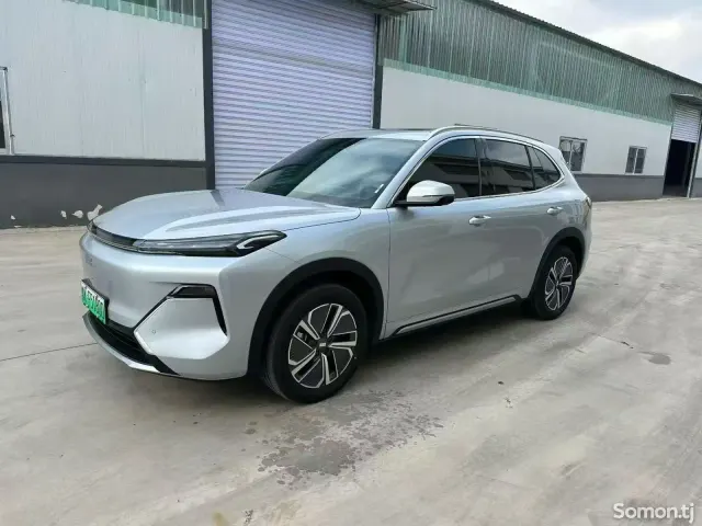 Geely Galaxy Starship 7 2025 · 1.5 AT