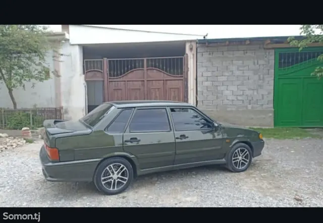 Lada (ВАЗ) 2115 2005 · 1.6 MT