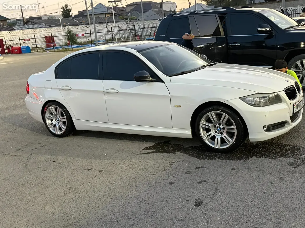 BMW 3 series 2009 · 2.0 AT