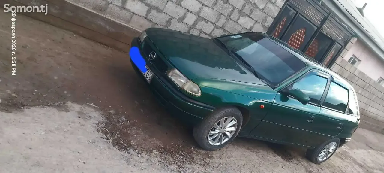 Opel Astra F 1997 · 1.8 MT