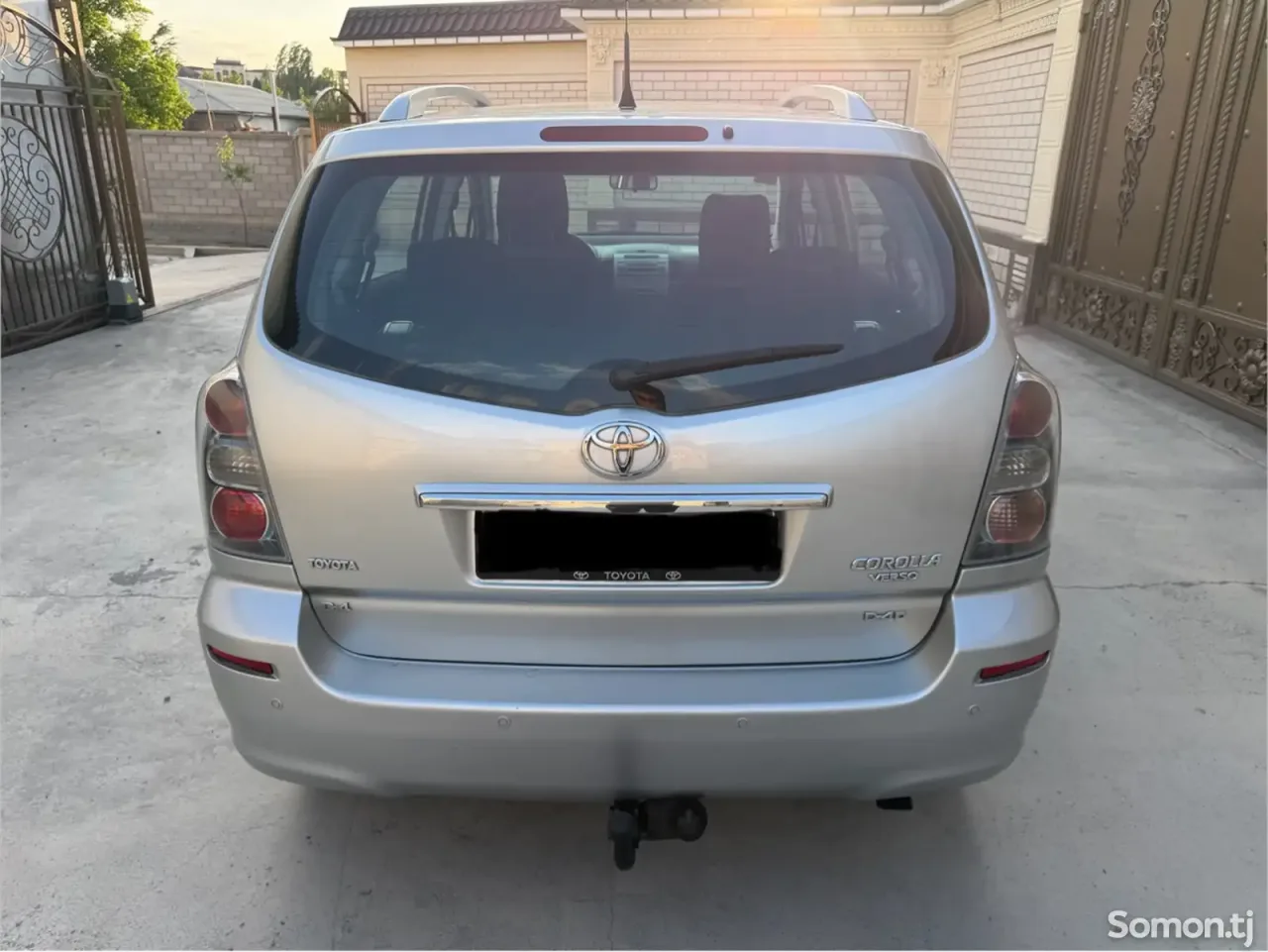 Toyota Corolla Verso 2008 · 2.2 MT