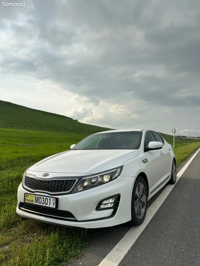 Kia K5 2015 · 2.0 AT