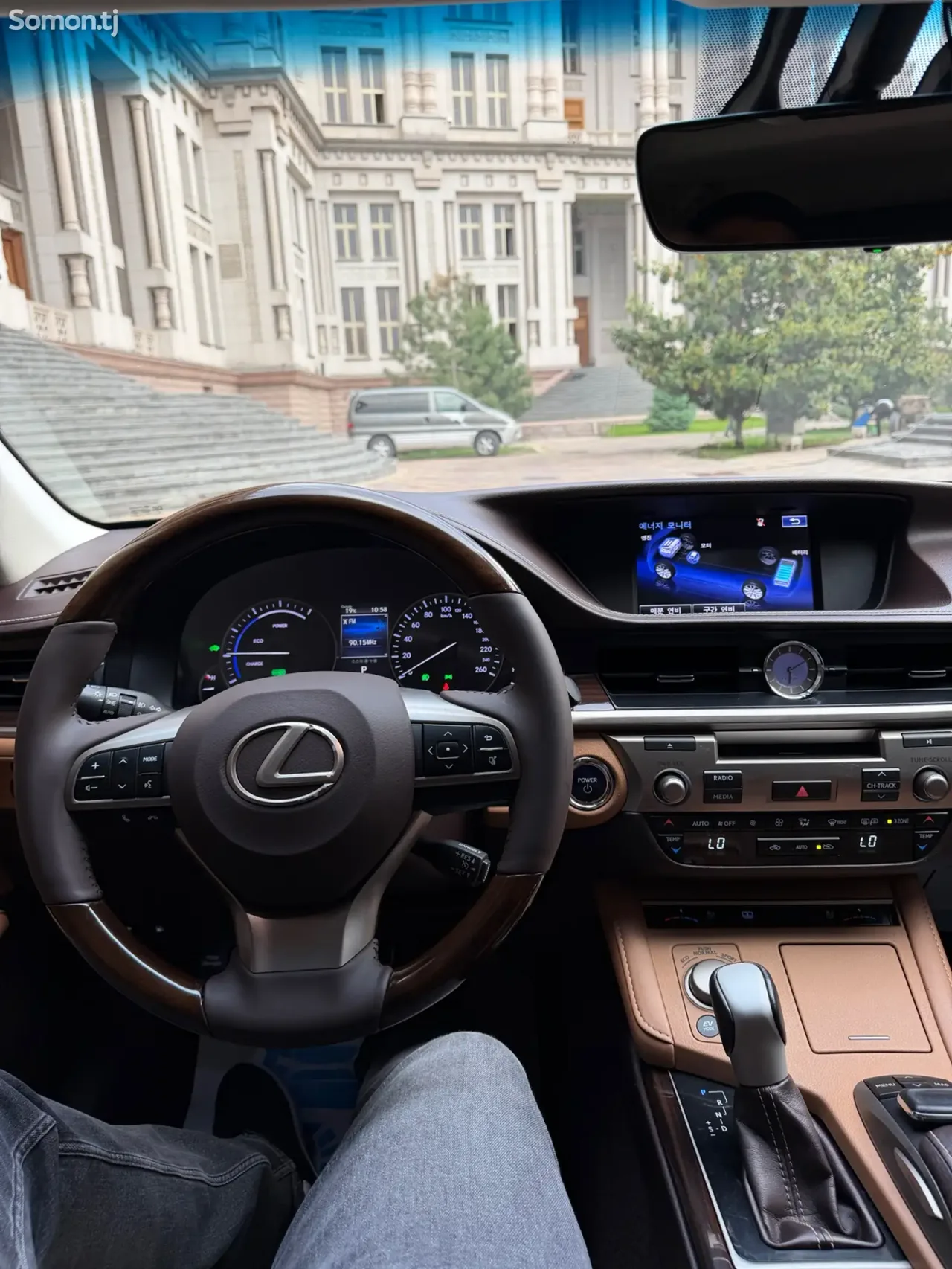 Lexus ES series 2016 · 3.0 AT