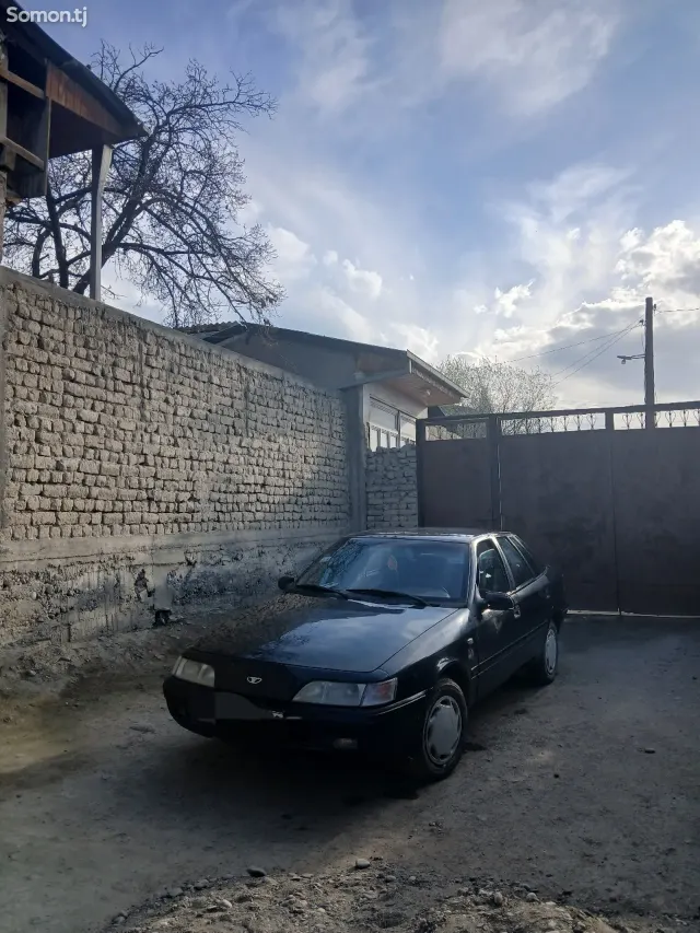 Daewoo Espero 1995 · 1.8 MT