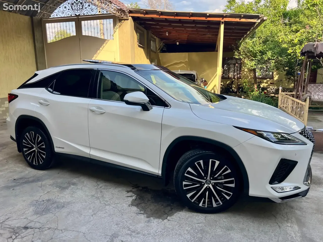 Lexus RX series 2018 · 4.5 AT