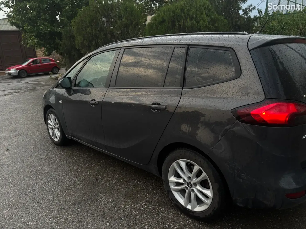 Opel Zafira 2014 · 1.9 MT