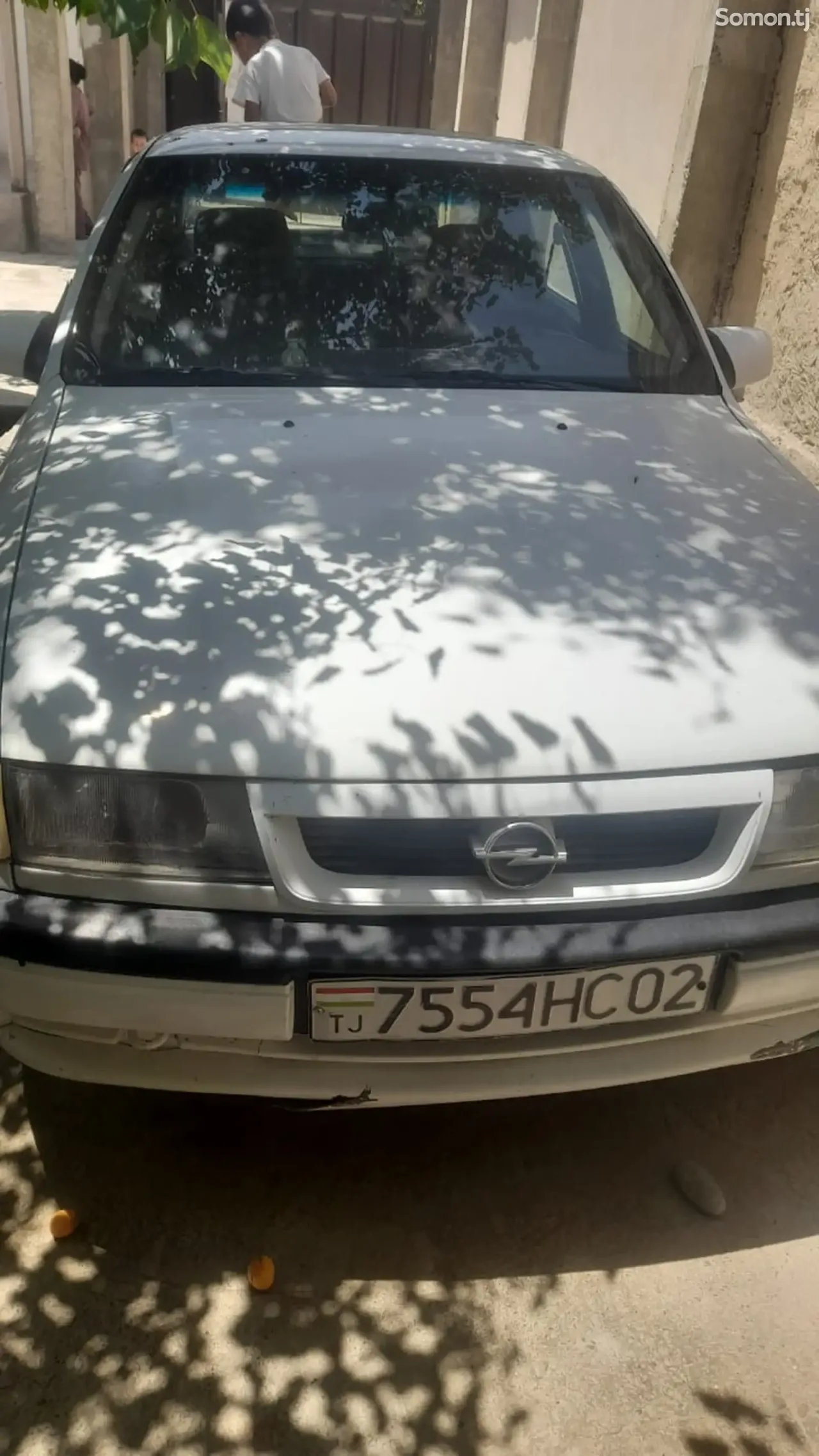 Opel Vectra A 1995 · 1.6 MT