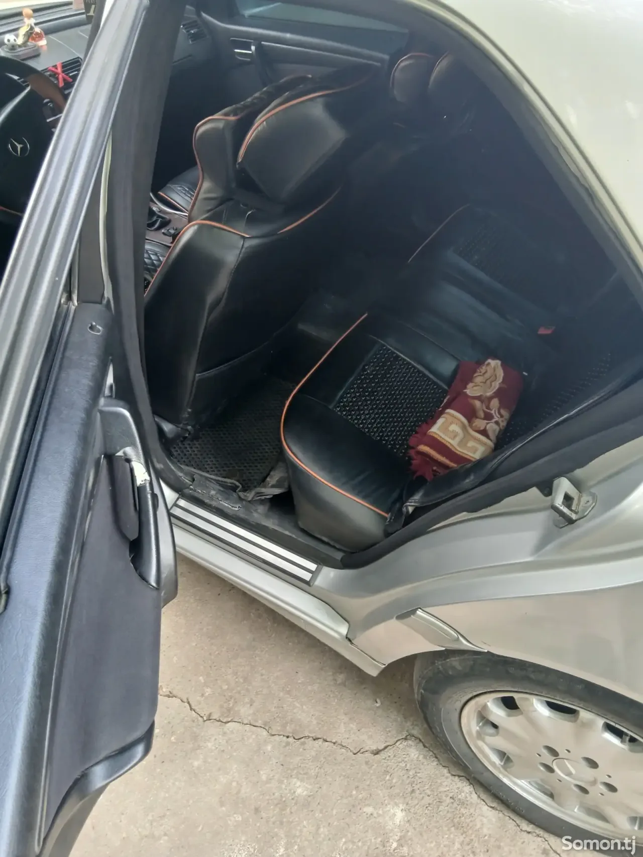Mercedes-Benz C class 1999 · 1.8 MT