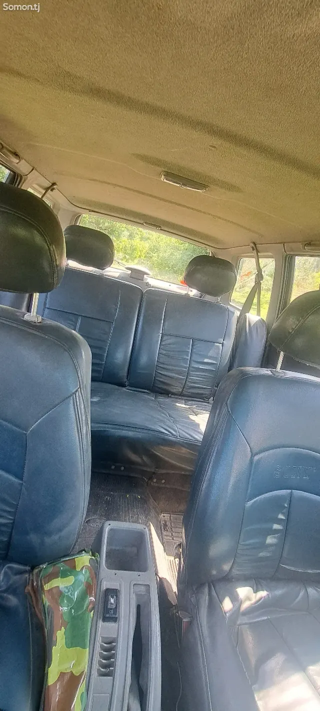 Ssang Yong Musso 1998 · 2.5 AT