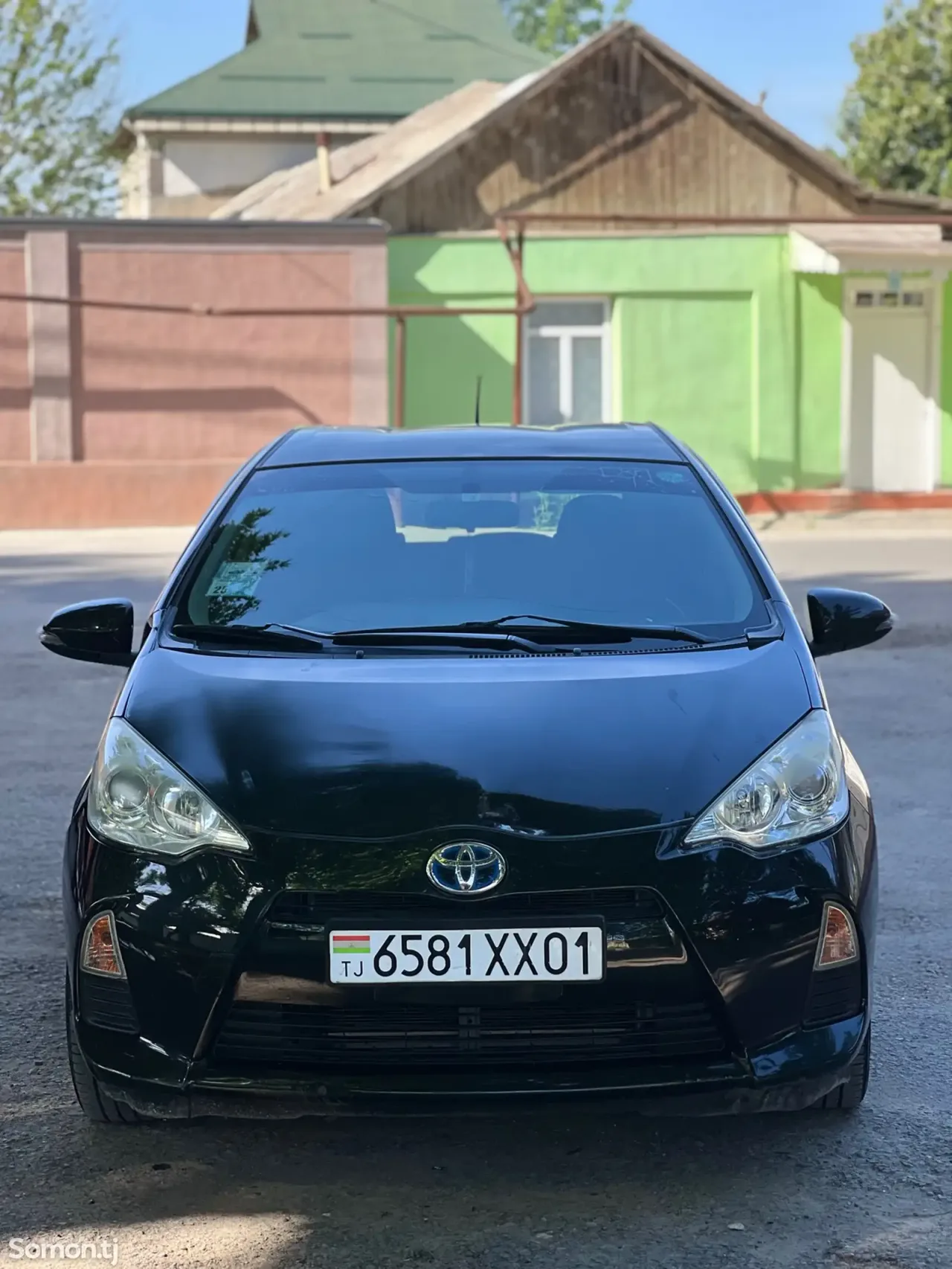 Toyota Aqua 2014 · 1.5 AT