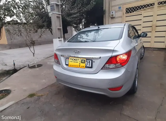 Hyundai Solaris 2013 · 1.6 AT