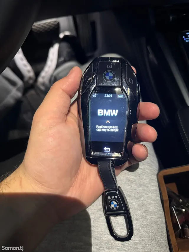 BMW 7 series 2016 · 4.0 AT