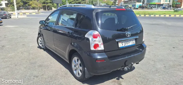 Toyota Verso 2008 · 2.2 MT