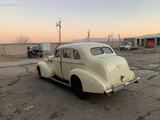 Другие марки Другая модель 1950 · 2.6 MT
