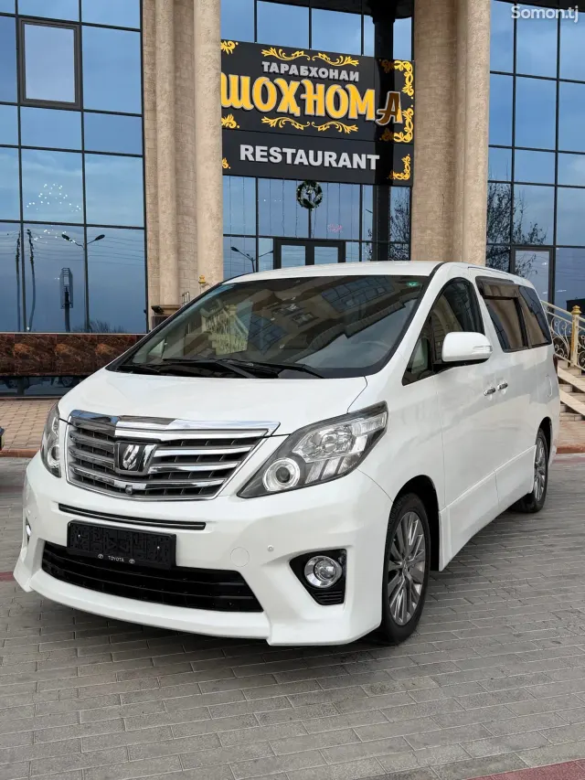 Toyota Alphard 2014 · 2.4 AT