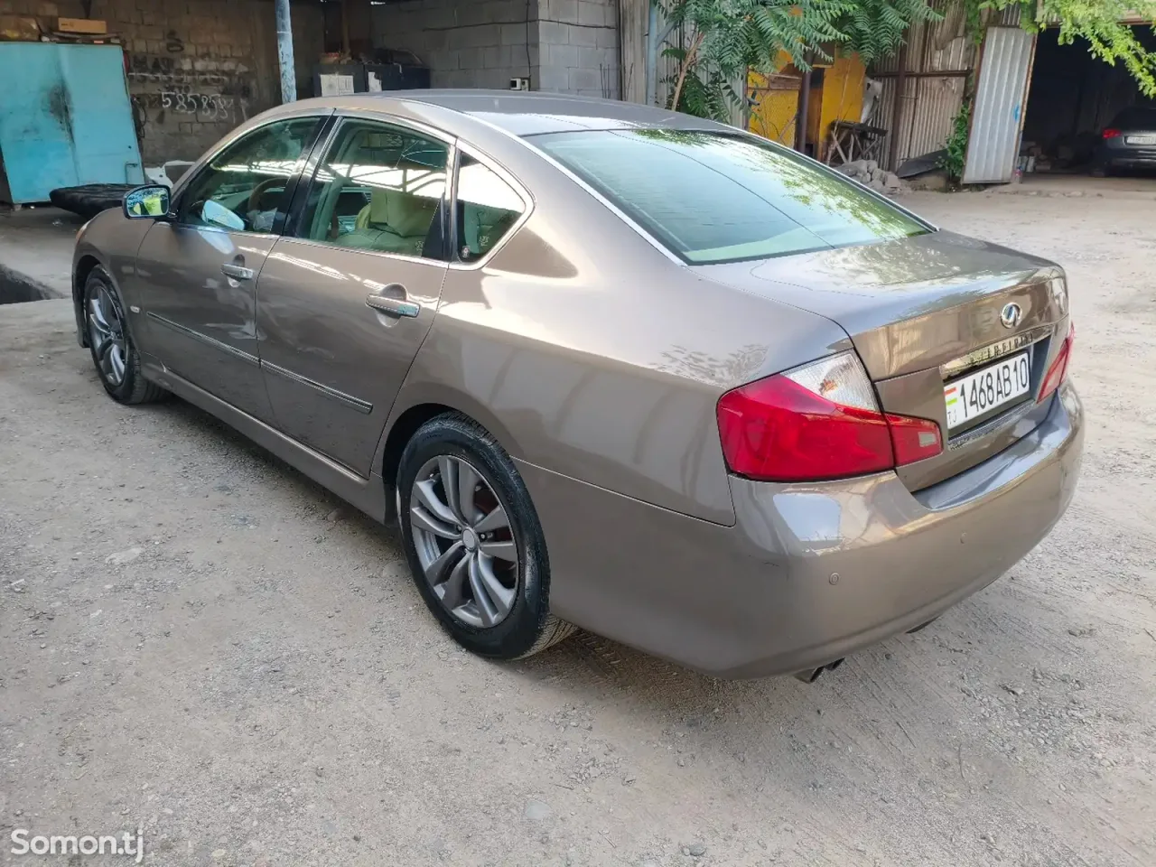 Infiniti M series 2008 · 3.5 AT