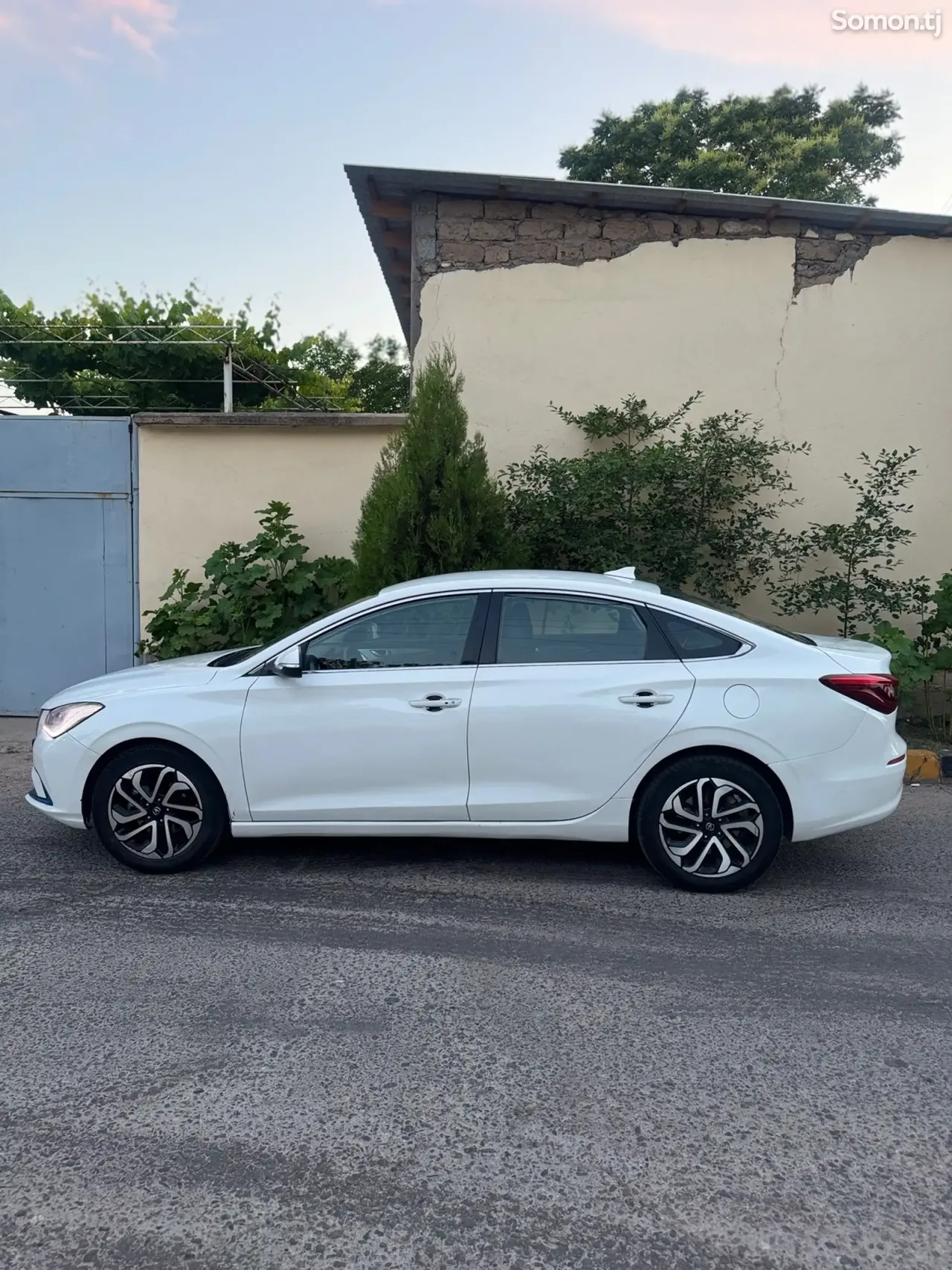 Changan Eado 2019 · AMT