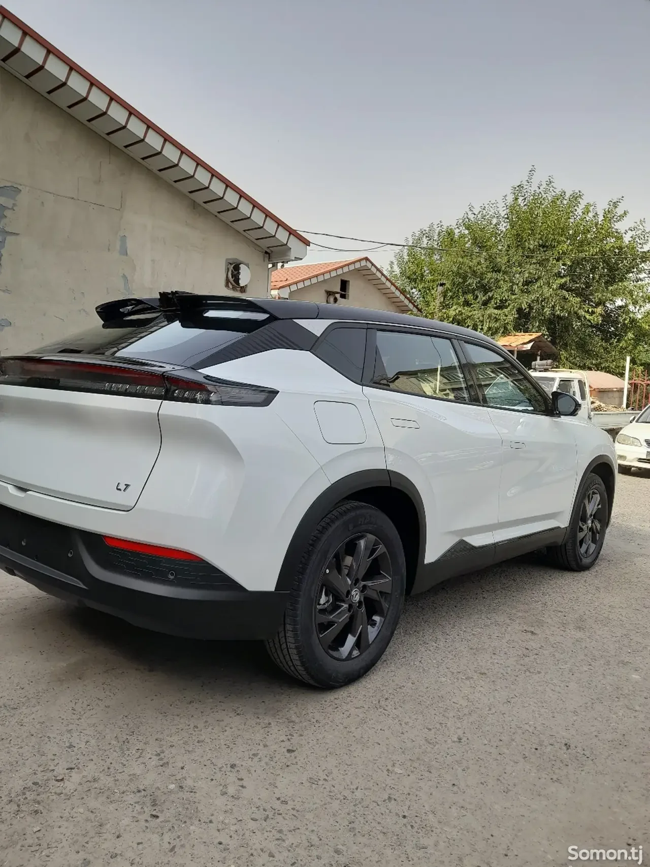 Dongfeng L7 2025 · AT
