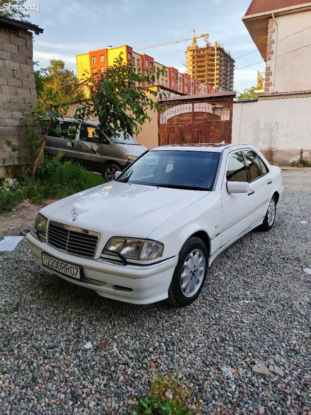 Mercedes-Benz C class 1998 · 2.8 AT