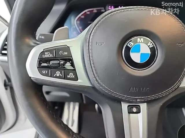 BMW X5 2021 · 3.0 AT