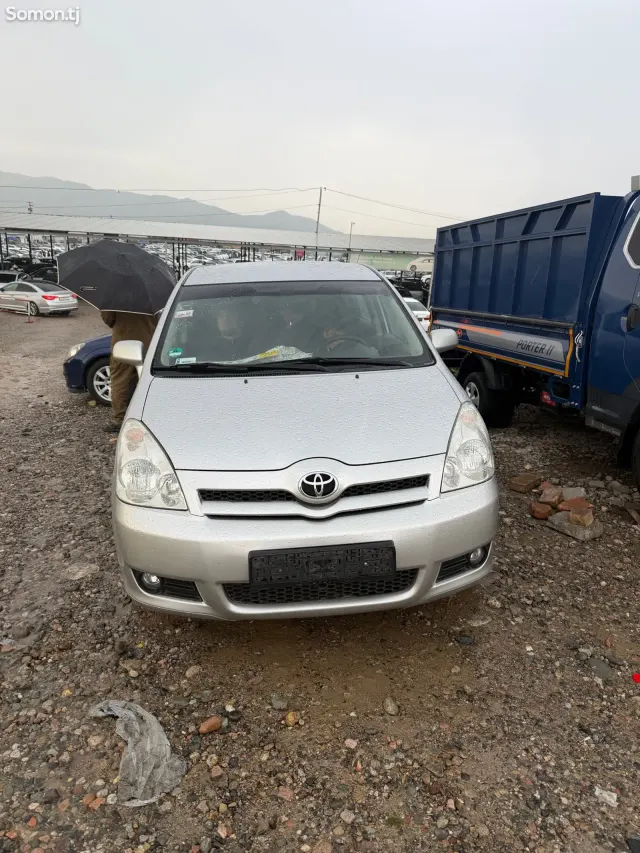 Toyota Corolla Verso 2007 · 1.8 MT