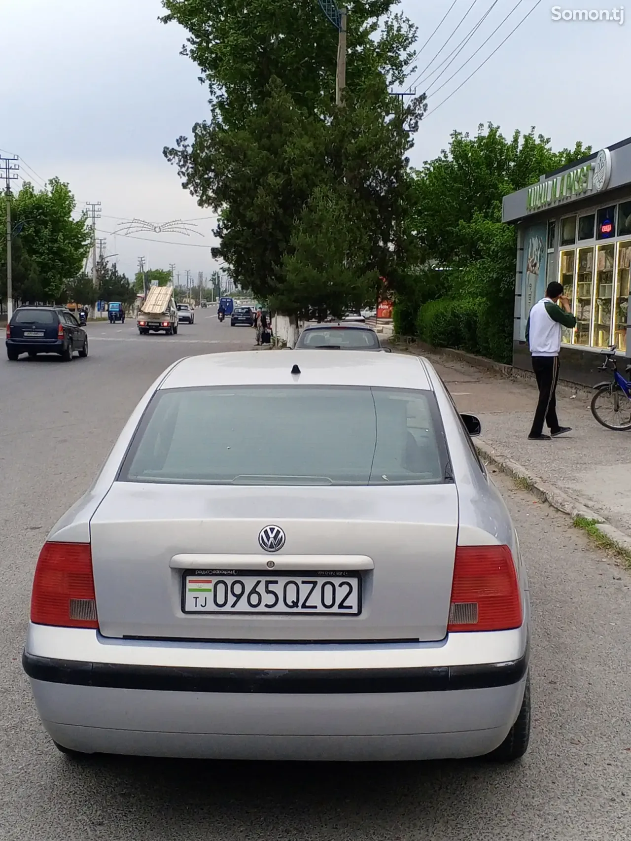 Volkswagen Passat 1997 · 1.6 MT